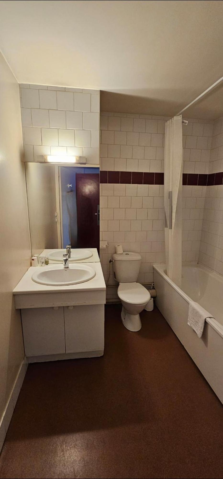 Hotel Lyon Sud, Pierre Benite, St Genis Laval Ngoại thất bức ảnh