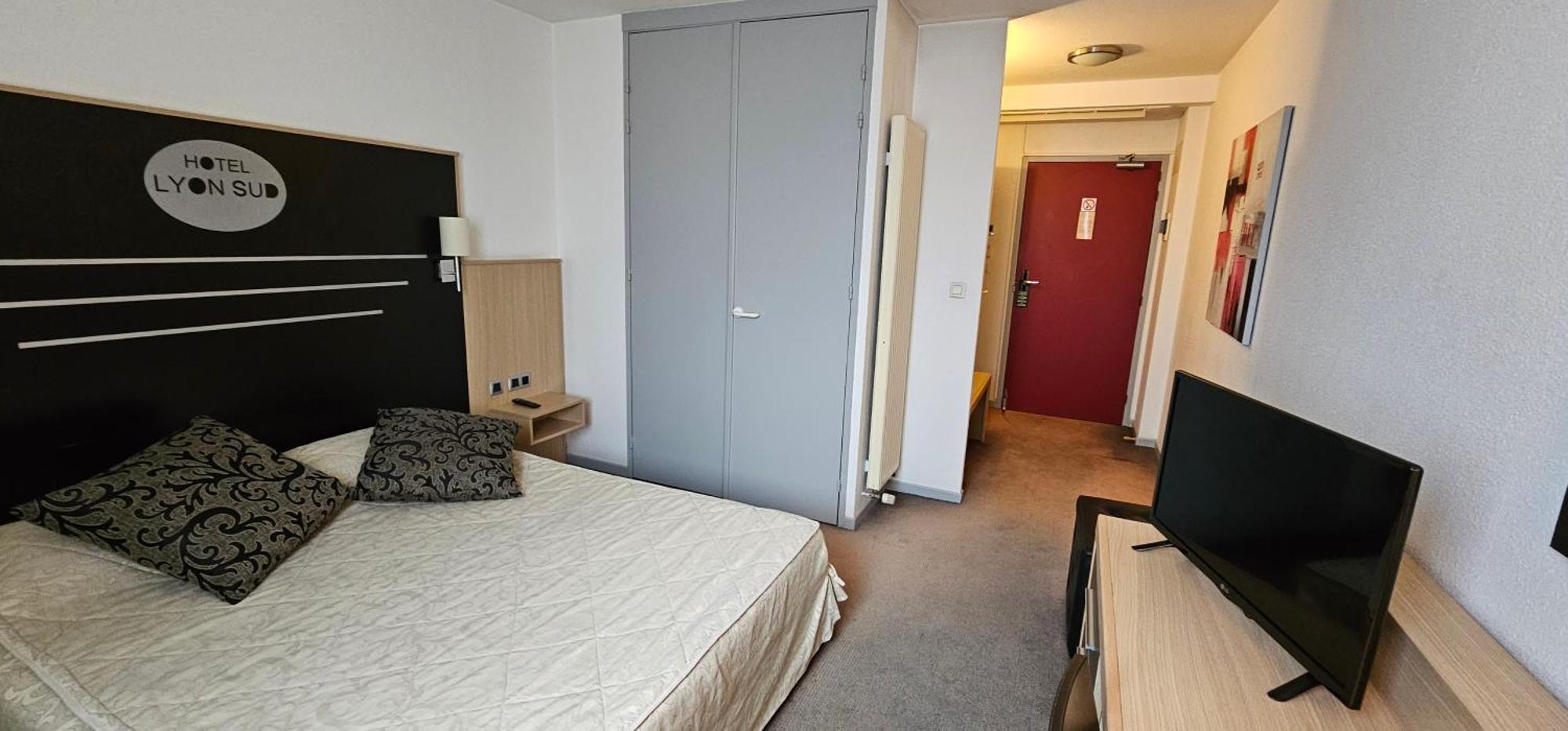 Hotel Lyon Sud, Pierre Benite, St Genis Laval Ngoại thất bức ảnh