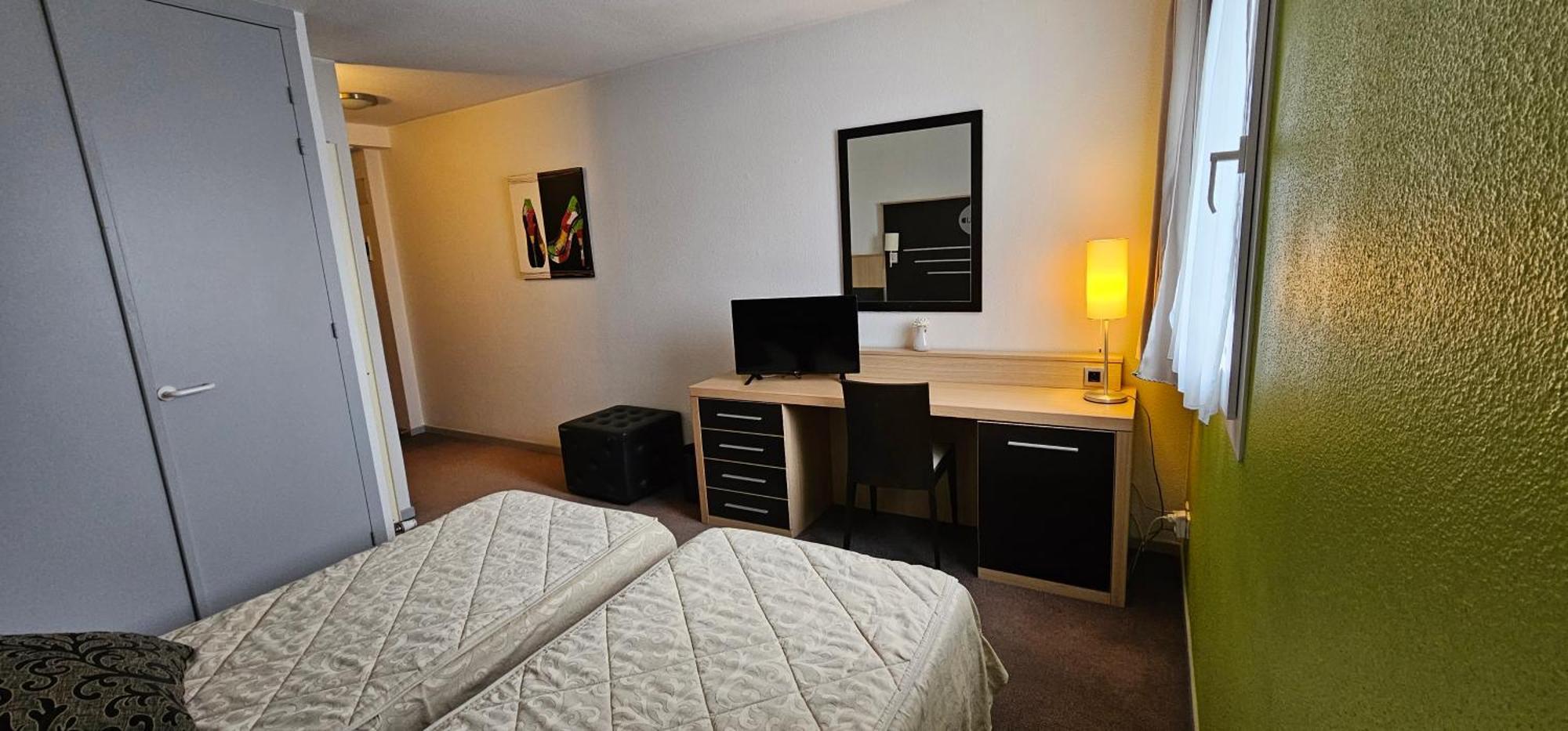 Hotel Lyon Sud, Pierre Benite, St Genis Laval Ngoại thất bức ảnh