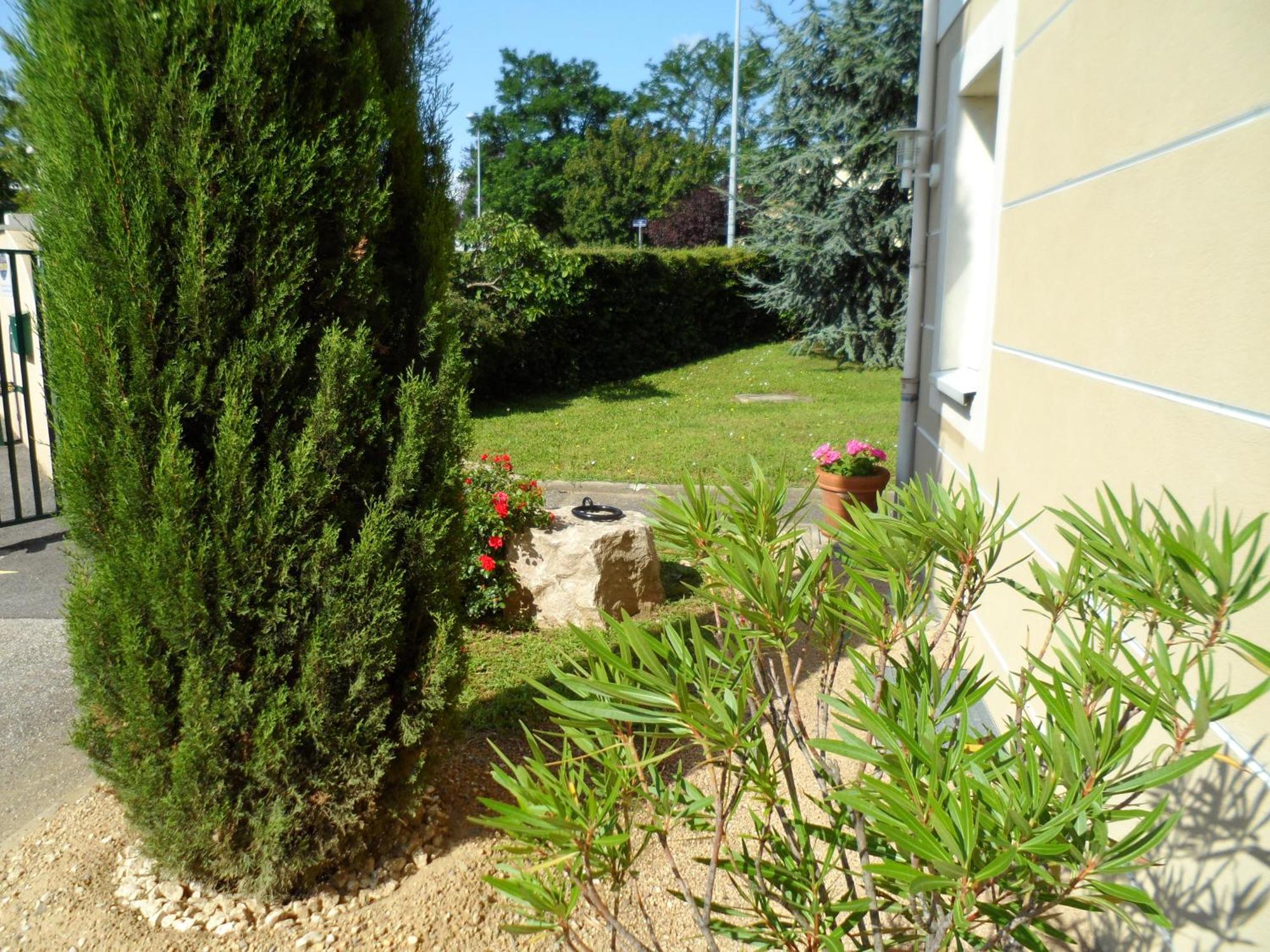 Hotel Lyon Sud, Pierre Benite, St Genis Laval Ngoại thất bức ảnh